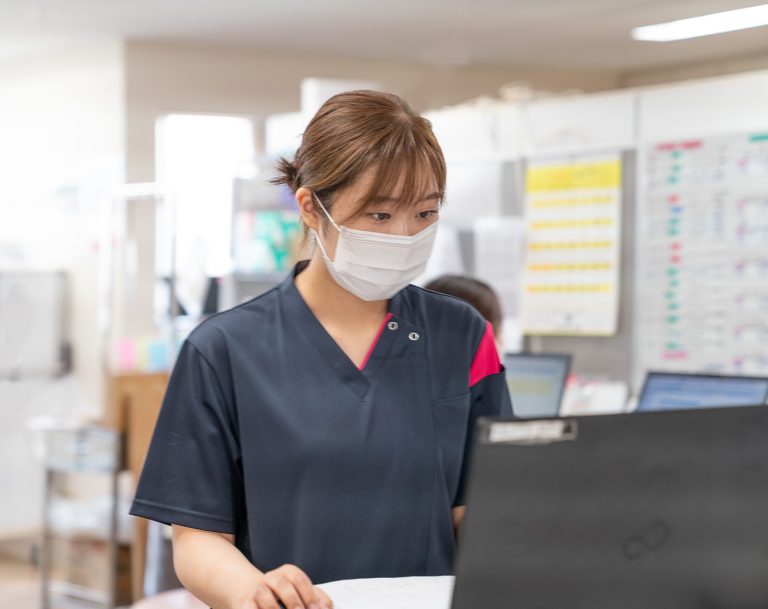 看護師（常勤、既卒）